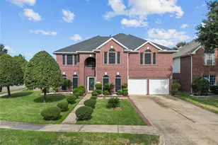 11319 Windy Dawn Dr, Pearland, TX 77584 - Photo 1