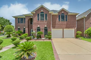 11319 Windy Dawn Dr, Pearland, TX 77584 - Photo 1