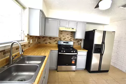 8006 Marisol Drive, Houston, TX 77083 - Photo 11