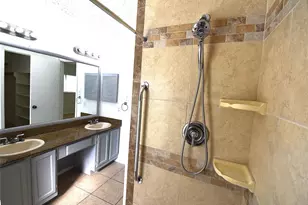 8006 Marisol Dr, Houston, TX 77083 - Photo 17