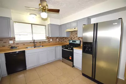 8006 Marisol Drive, Houston, TX 77083 - Photo 9