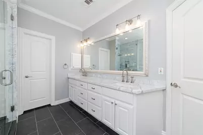403 Reinerman Street, Houston, TX 77007 - Photo 35