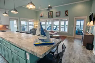 1682 Hamilton Ave, Gilchrist, TX 77617 - Photo 13