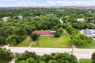 1016 Francis Dr, College Station, TX 77840 - Photo 3