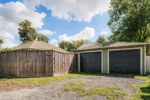 1039 Louise St, Houston, TX 77009 - Photo 35