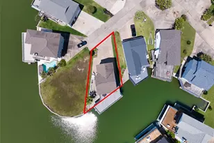 543 Sunset Cir, Galveston, TX 77554 - Photo 5