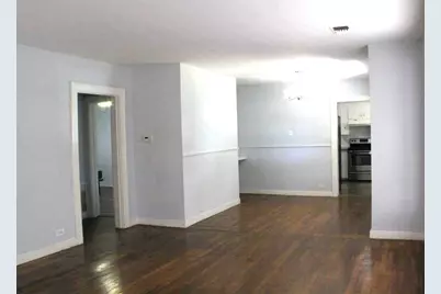 807 10th Avenue N, Texas City, TX 77590 - Photo 5