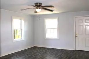 807 10th Ave N, Texas City, TX 77590 - Photo 11