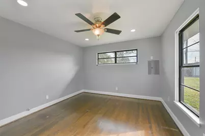 1913 Scarborough Lane, Pasadena, TX 77502 - Photo 11