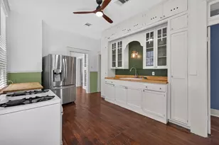 1709 Ave N 1/2, Galveston, TX 77550 - Photo 13