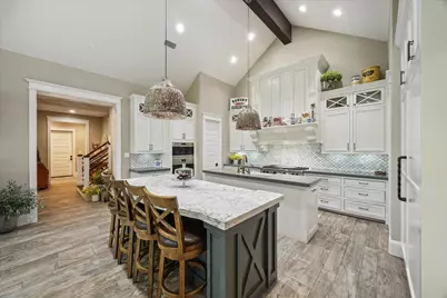 1255 Bronco Trail, Angleton, TX 77515 - Photo 7