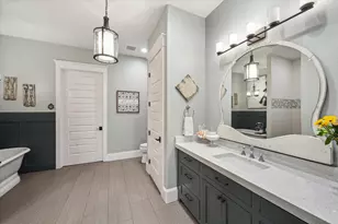 1255 Bronco Trail, Angleton, TX 77515 - Photo 39