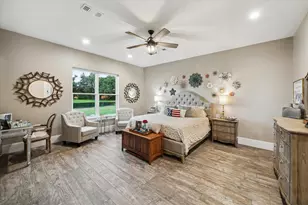 1255 Bronco Trail, Angleton, TX 77515 - Photo 37