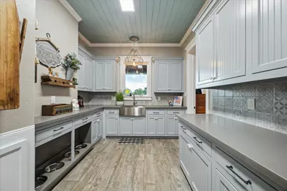 1255 Bronco Trail, Angleton, TX 77515 - Photo 25