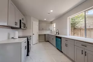 12055 Fairpoint Dr, Houston, TX 77099 - Photo 29