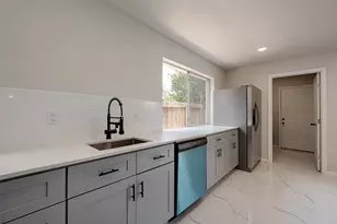 12055 Fairpoint Dr, Houston, TX 77099 - Photo 35