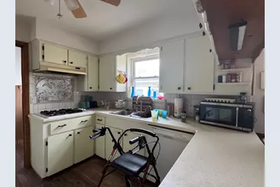 9722 Braesmont Drive, Houston, TX 77096 - Photo 15