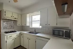 9722 Braesmont Dr, Houston, TX 77096 - Photo 7