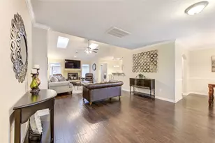 12727 Westella Dr, Houston, TX 77077 - Photo 9