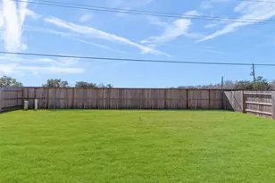 5712 Bluebonnet Ln, Rosenberg, TX 77469 - Photo 9