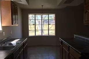 10811 Sagecrest Ln, Houston, TX 77089 - Photo 5