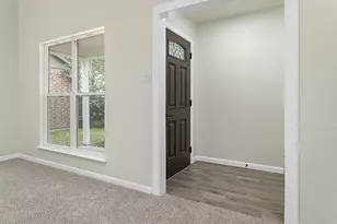 2 Sandelwood Trl Trail, Beaumont, TX 77706 - Photo 5
