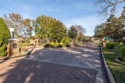 3506 Broadknoll Lane, Sugar Land, TX 77498 - Photo 43