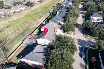 3506 Broadknoll Lane, Sugar Land, TX 77498 - Photo 5