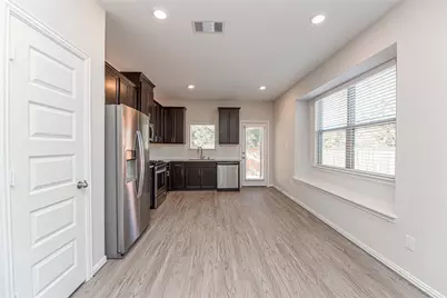 107 Silver Sky Court, Conroe, TX 77304 - Photo 9