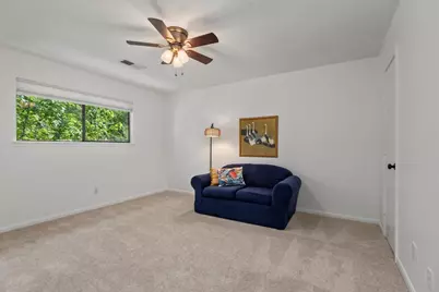 10 Cape Chestnut Drive, The Woodlands, TX 77381 - Photo 23