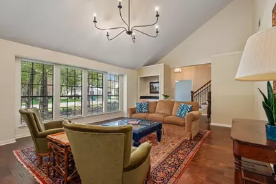 10 Cape Chestnut Drive, The Woodlands, TX 77381 - Photo 7