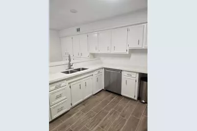 7622 Teal Run Drive, Houston, TX 77071 - Photo 3