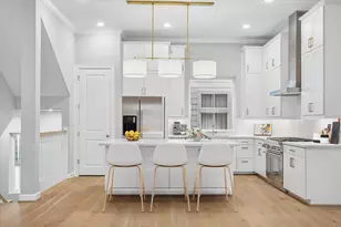 4026 Blossom St, Houston, TX 77007 - Photo 9
