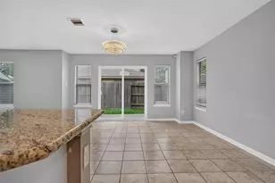 12610 Arbor Trellis Dr, Houston, TX 77066 - Photo 9