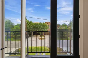 1005 Kern St, Houston, TX 77009 - Photo 13