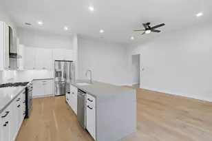 1005 Kern St, Houston, TX 77009 - Photo 7