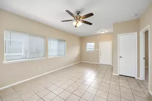 6158 Settlers Lake Cir E, Katy, TX 77449 - Photo 7