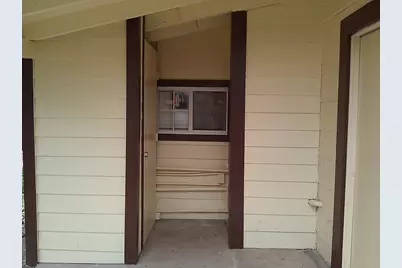 618 S 6th Street, Kenedy, TX 78119 - Photo 17
