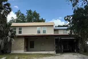 618 S 6th St, Kenedy, TX 78119 - Photo 27