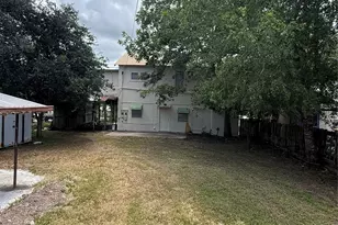 618 S 6th St, Kenedy, TX 78119 - Photo 29