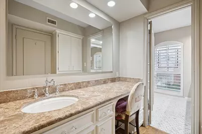 7525 Del Monte Drive, Houston, TX 77063 - Photo 21
