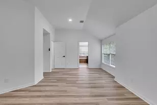 138 N Dreamweaver Cir, The Woodlands, TX 77380 - Photo 33