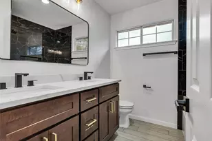 138 N Dreamweaver Cir, The Woodlands, TX 77380 - Photo 41