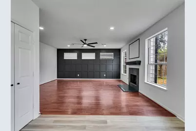 138 N Dreamweaver Circle, The Woodlands, TX 77380 - Photo 23