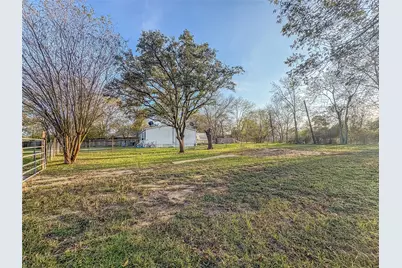 907 Westview Circle, Caldwell, TX 77836 - Photo 1
