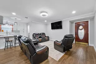 550 Slumberwood Dr, Houston, TX 77013 - Photo 5