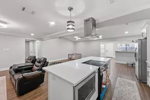 550 Slumberwood Dr, Houston, TX 77013 - Photo 11