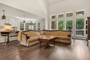 2077 Brookmont Dr, Conroe, TX 77301 - Photo 3