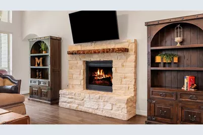 2077 Brookmont Drive, Conroe, TX 77301 - Photo 5