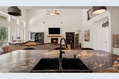 2077 Brookmont Drive, Conroe, TX 77301 - Photo 19